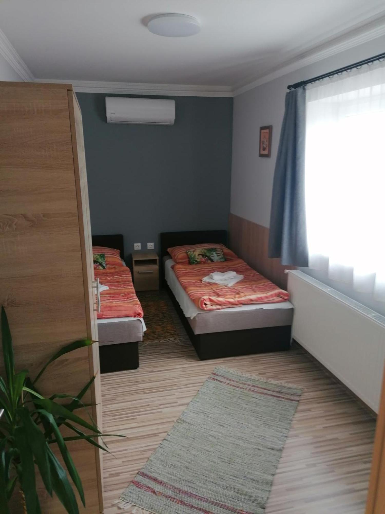 Apartamento Aba-Boebe Vendeghaz Zalaszentivan Exterior foto